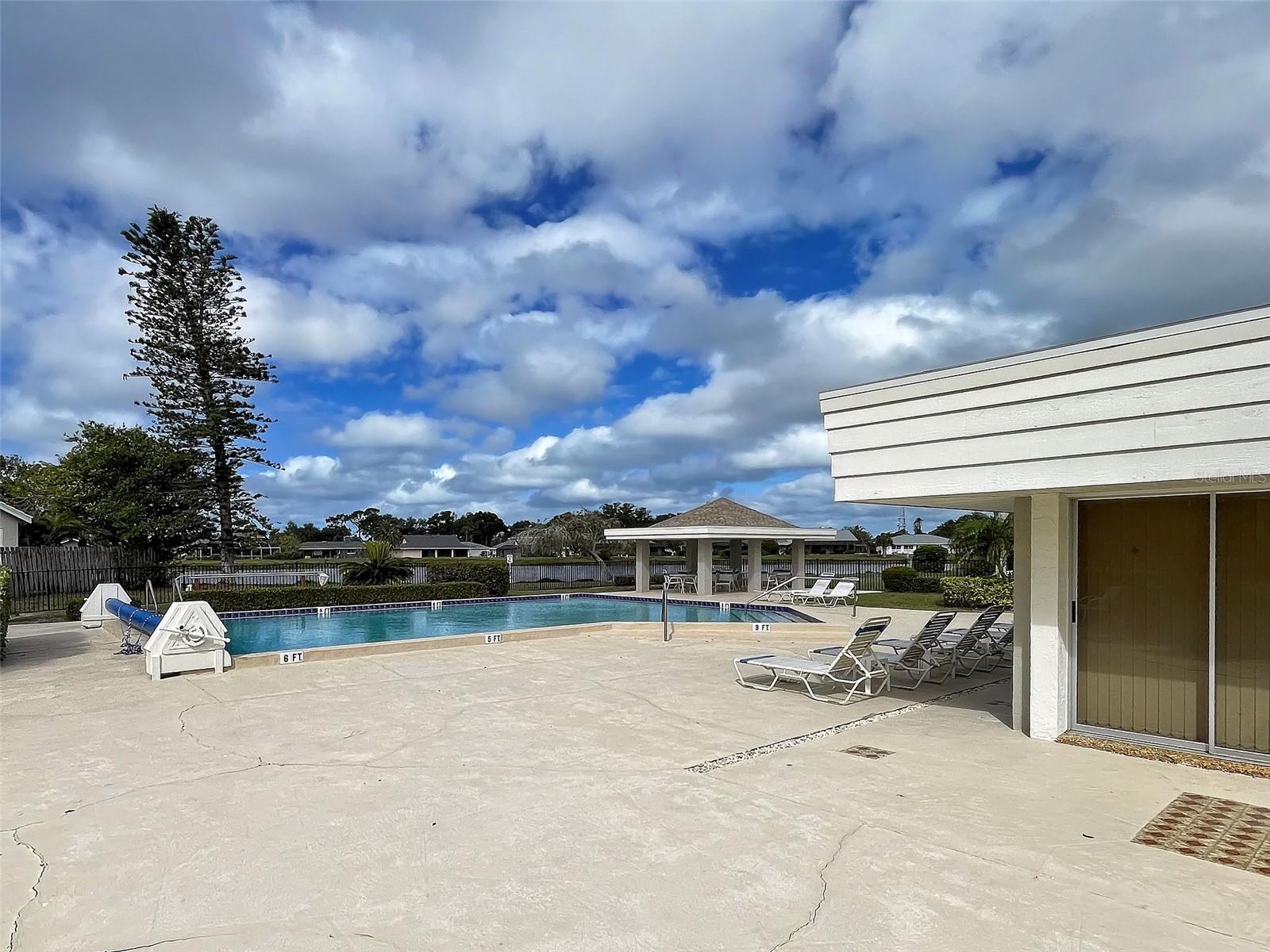 Image 40 of 60 For 1405 Pine Lake Drive 5