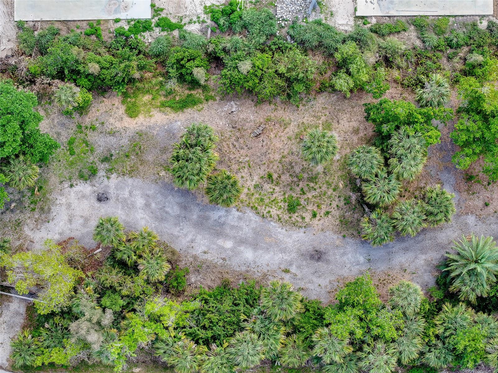 Image 4 of 18 For 602 Drury Lane