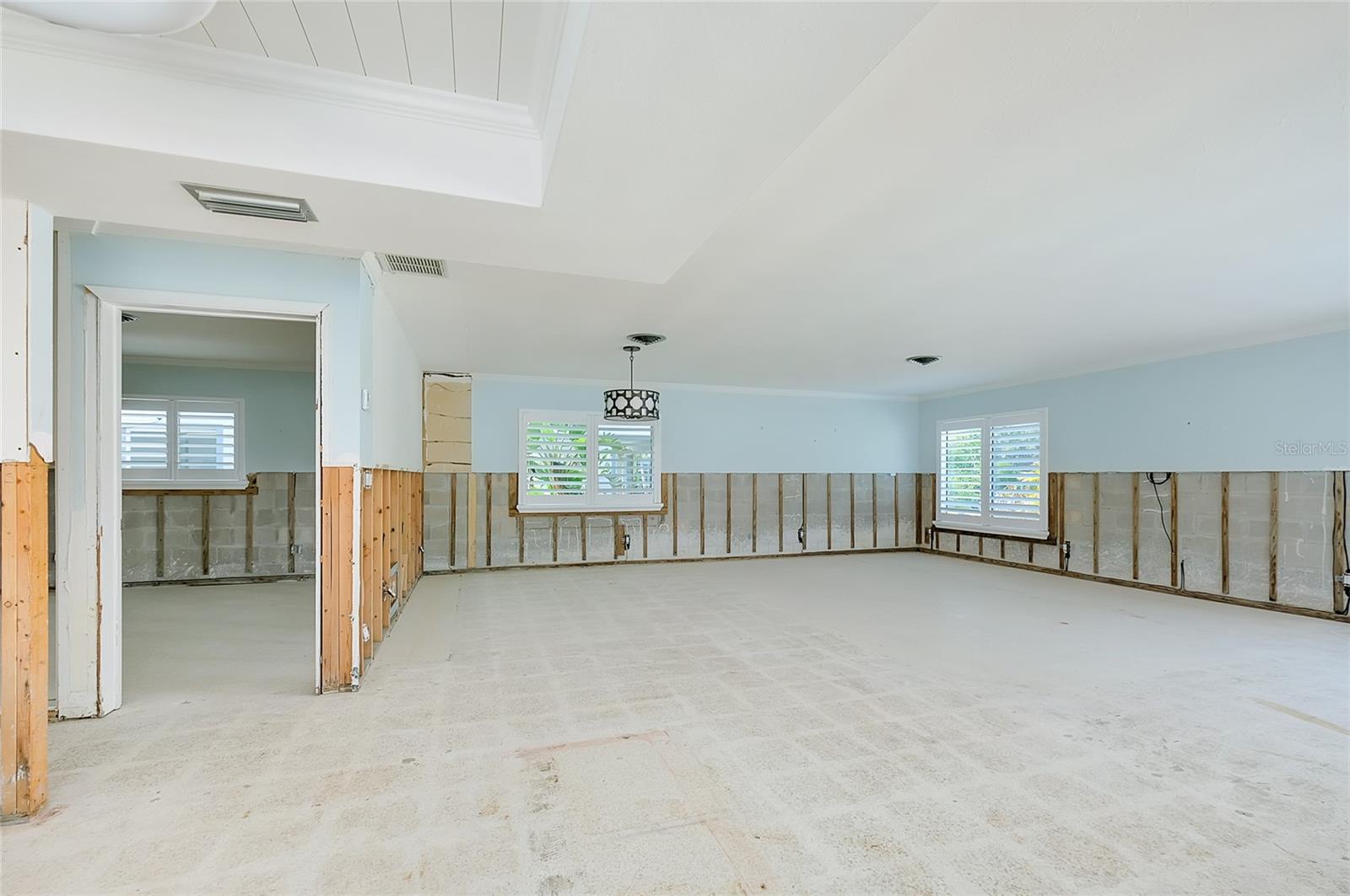 Image 17 of 66 For 170 Mockingbird Lane