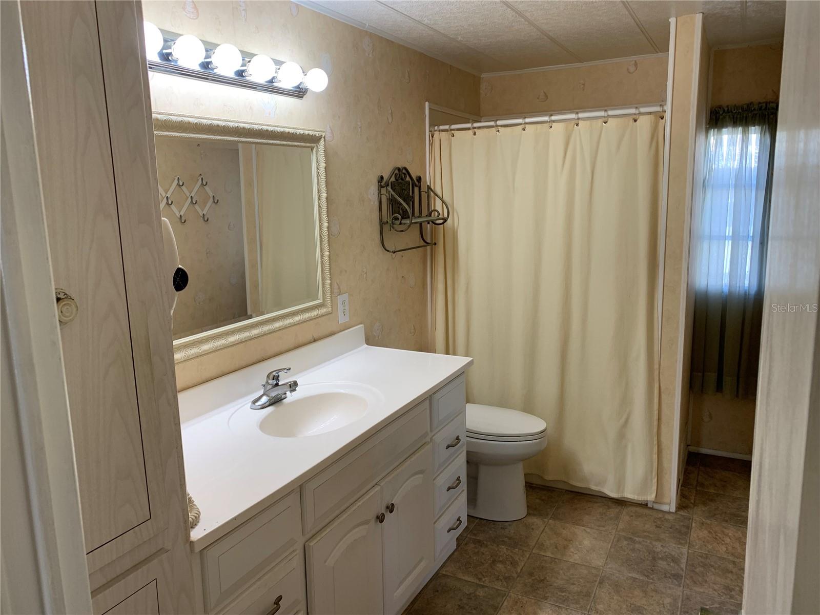 Image 14 of 24 For 217 Mantua Drive