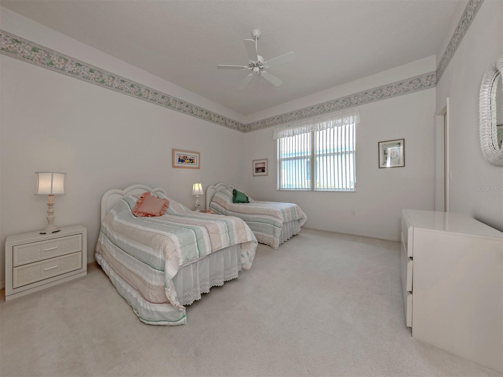 Image 21 of 50 For 737 Pond Lily Way