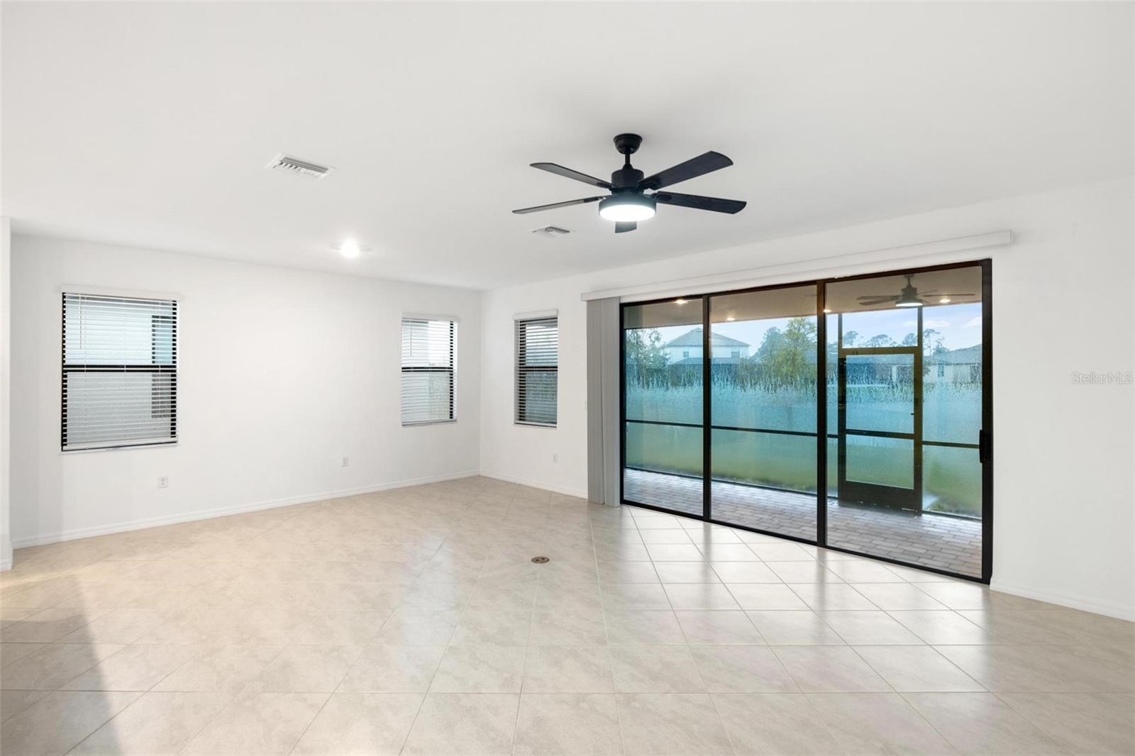 Image 16 of 45 For 19729 Fishhawk Trail