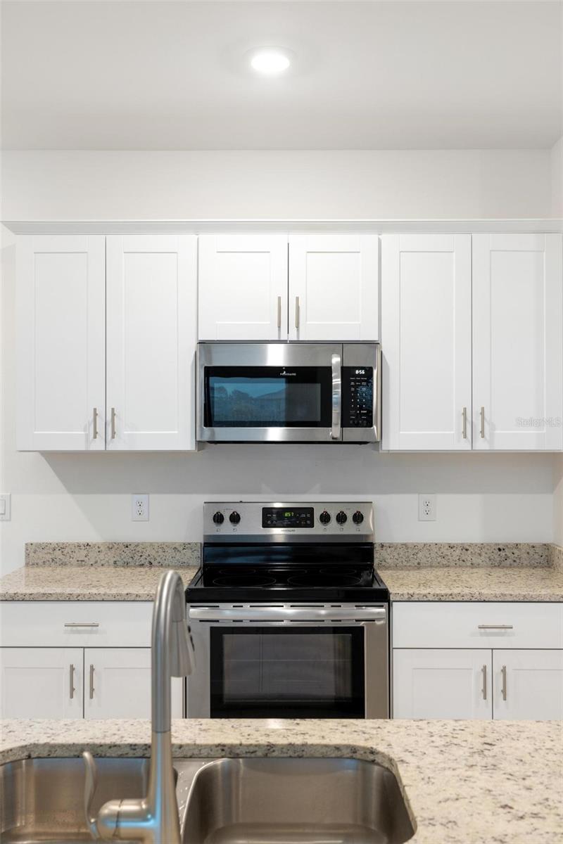 Image 18 of 45 For 19729 Fishhawk Trail