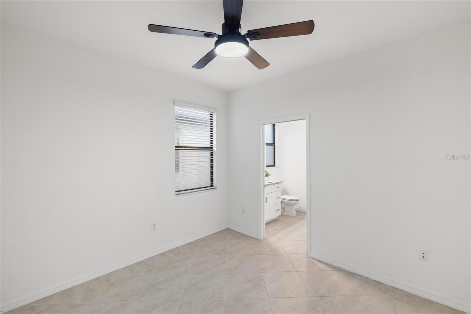 Image 21 of 45 For 19729 Fishhawk Trail