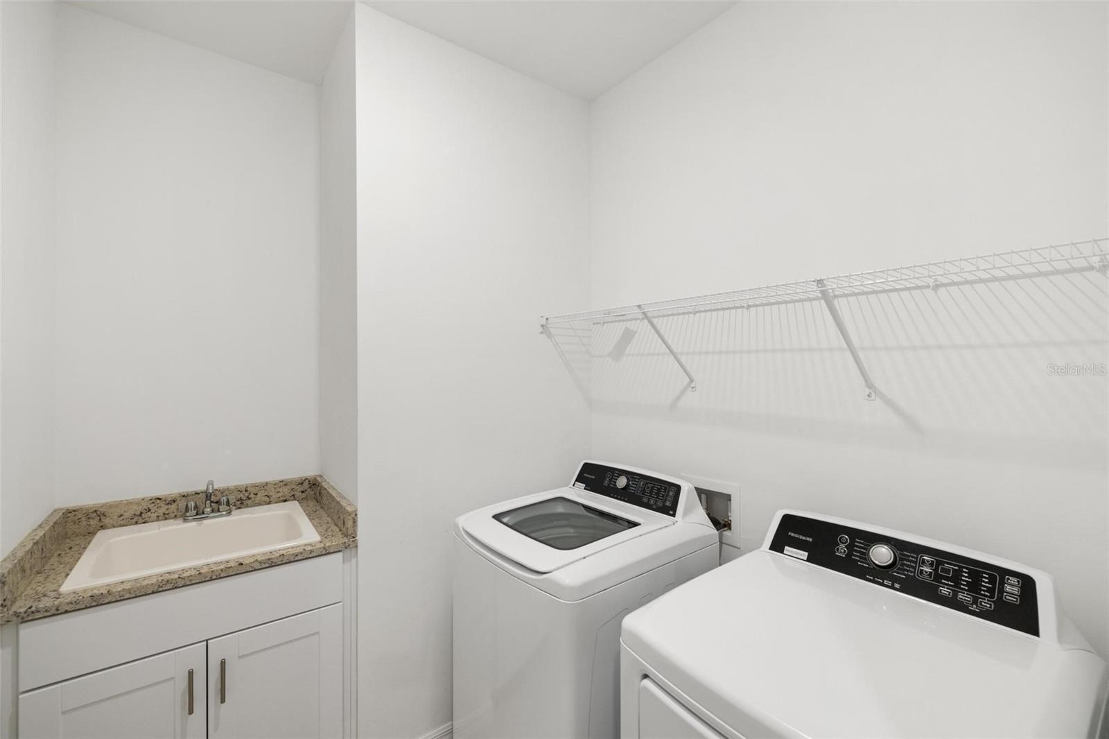 Image 23 of 45 For 19729 Fishhawk Trail