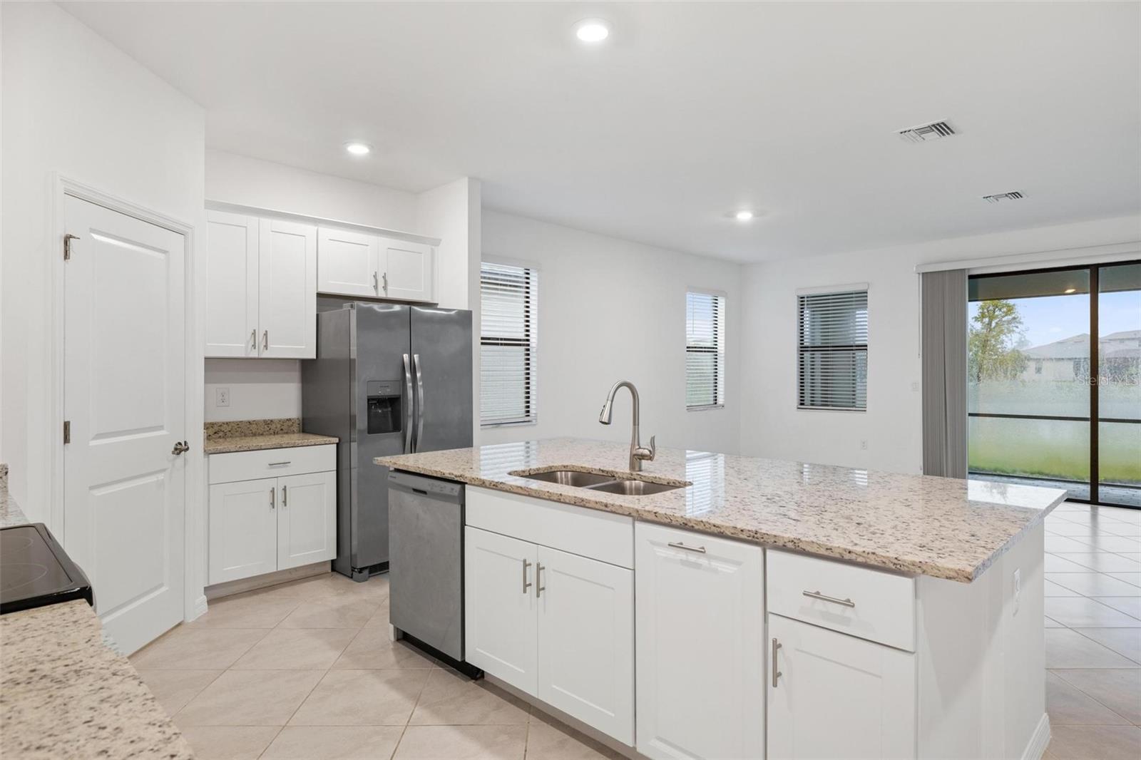 Image 24 of 45 For 19729 Fishhawk Trail