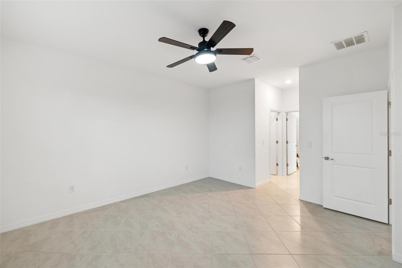 Image 27 of 45 For 19729 Fishhawk Trail