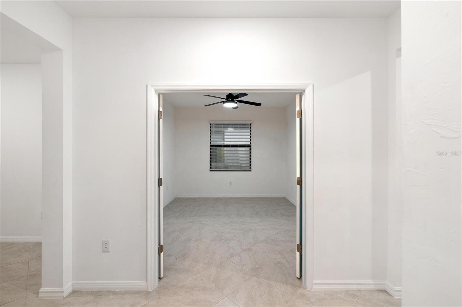 Image 8 of 45 For 19729 Fishhawk Trail