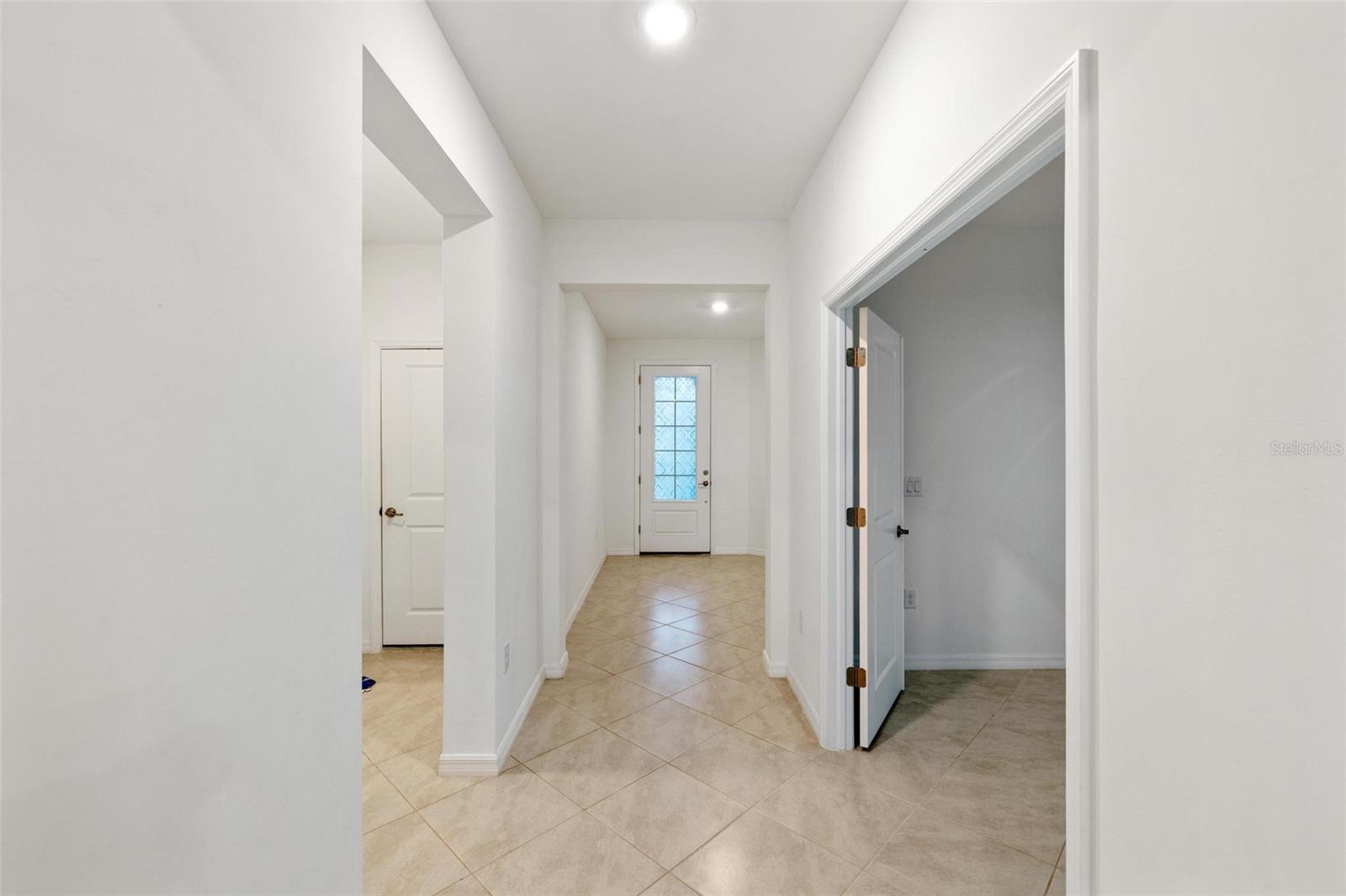 Image 9 of 45 For 19729 Fishhawk Trail