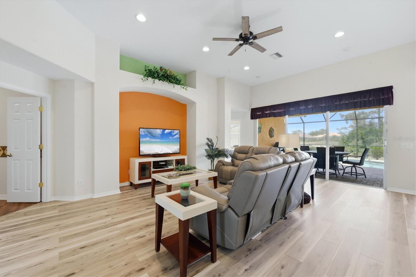 Image 13 of 88 For 4811 Blue Heron Circle