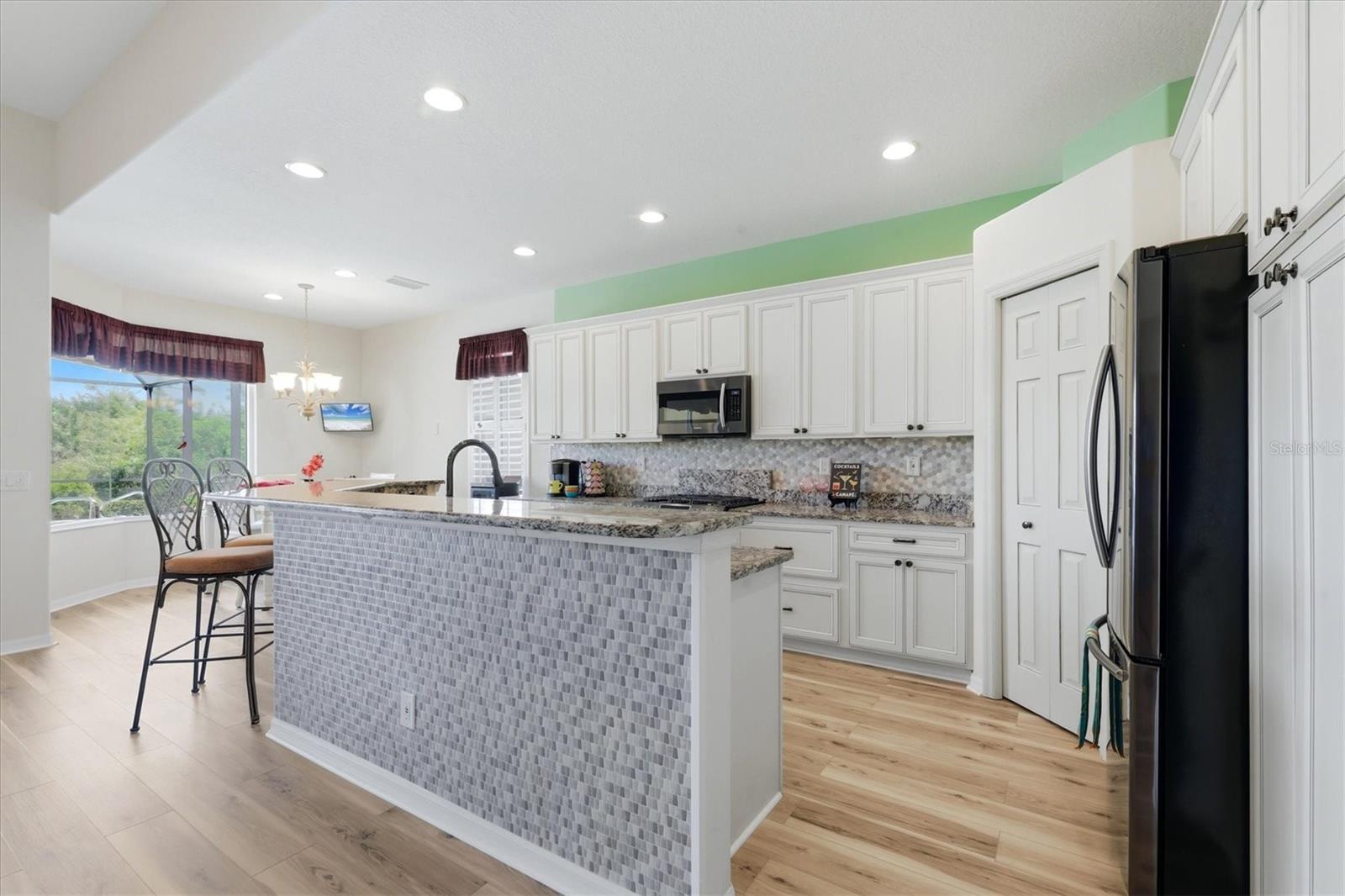 Image 21 of 88 For 4811 Blue Heron Circle