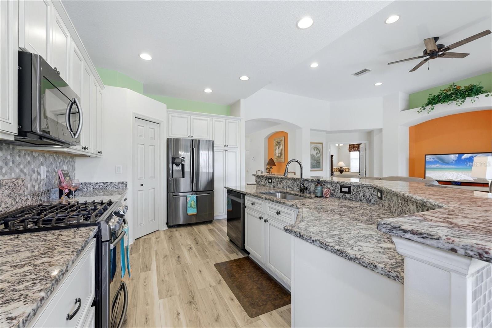 Image 24 of 88 For 4811 Blue Heron Circle