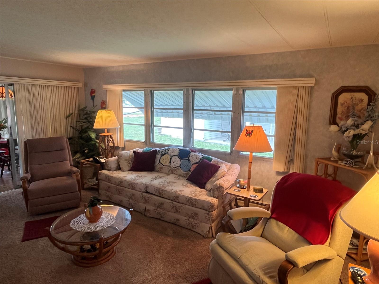 Image 13 of 38 For 206 Roma Road