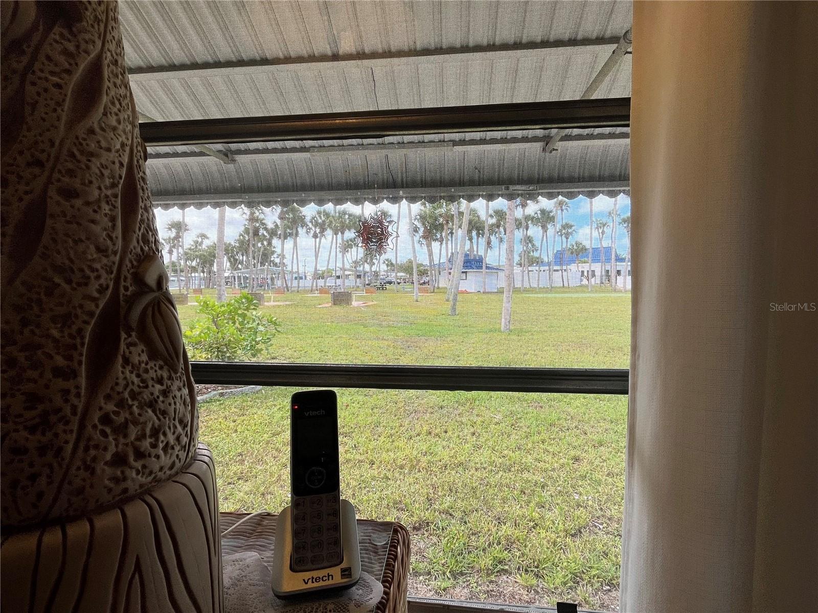 Image 24 of 38 For 206 Roma Road