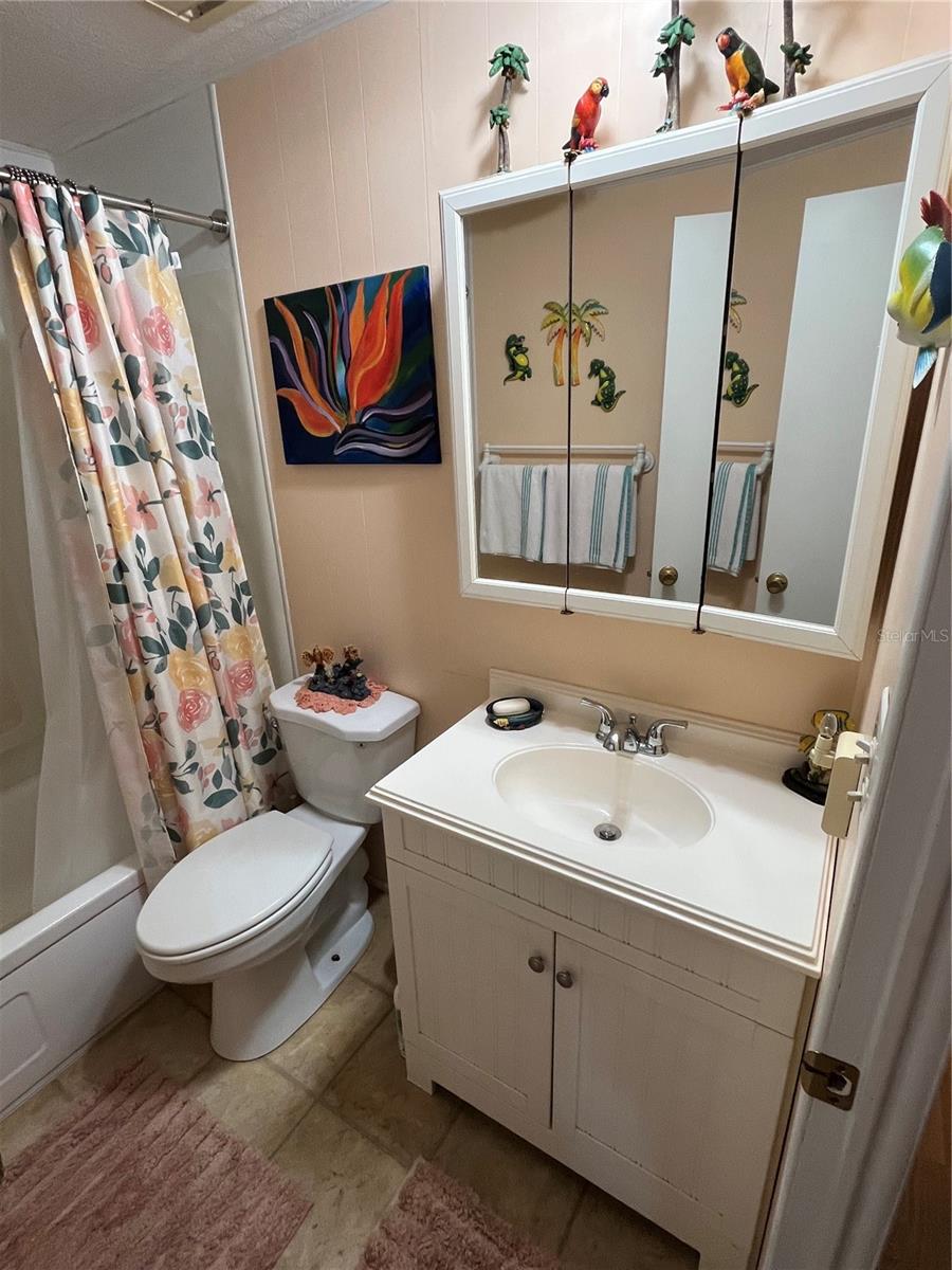 Image 29 of 38 For 206 Roma Road