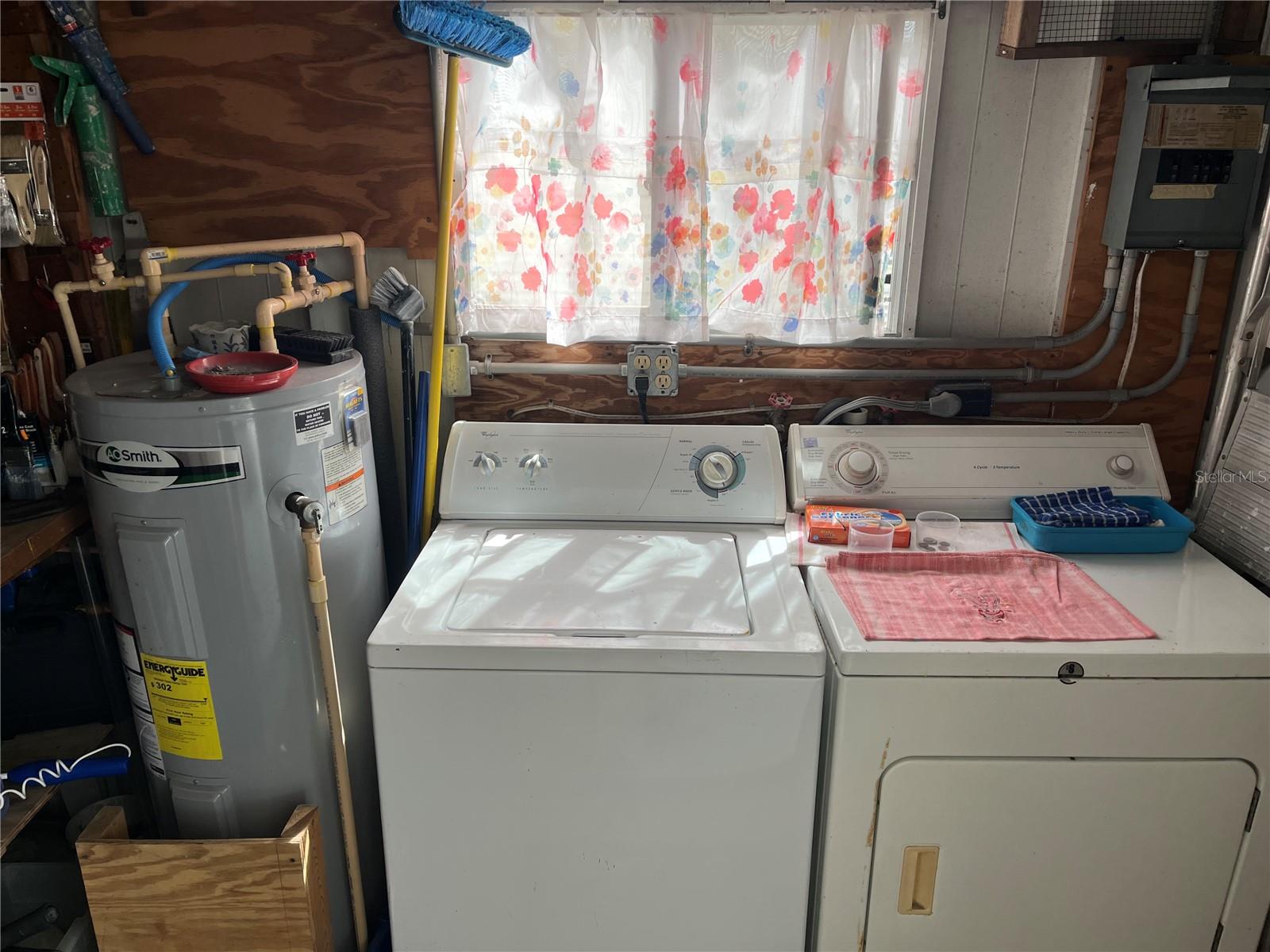 Image 36 of 38 For 206 Roma Road