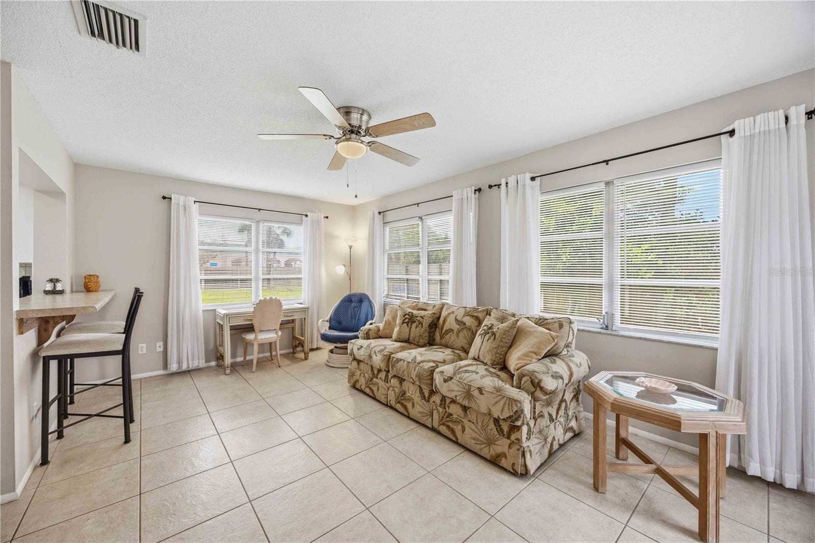 Image 19 of 49 For 123 Altair Road