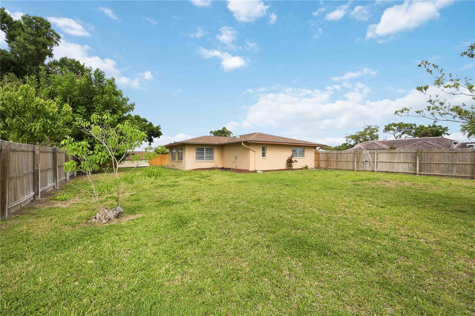 Image 44 of 49 For 123 Altair Road