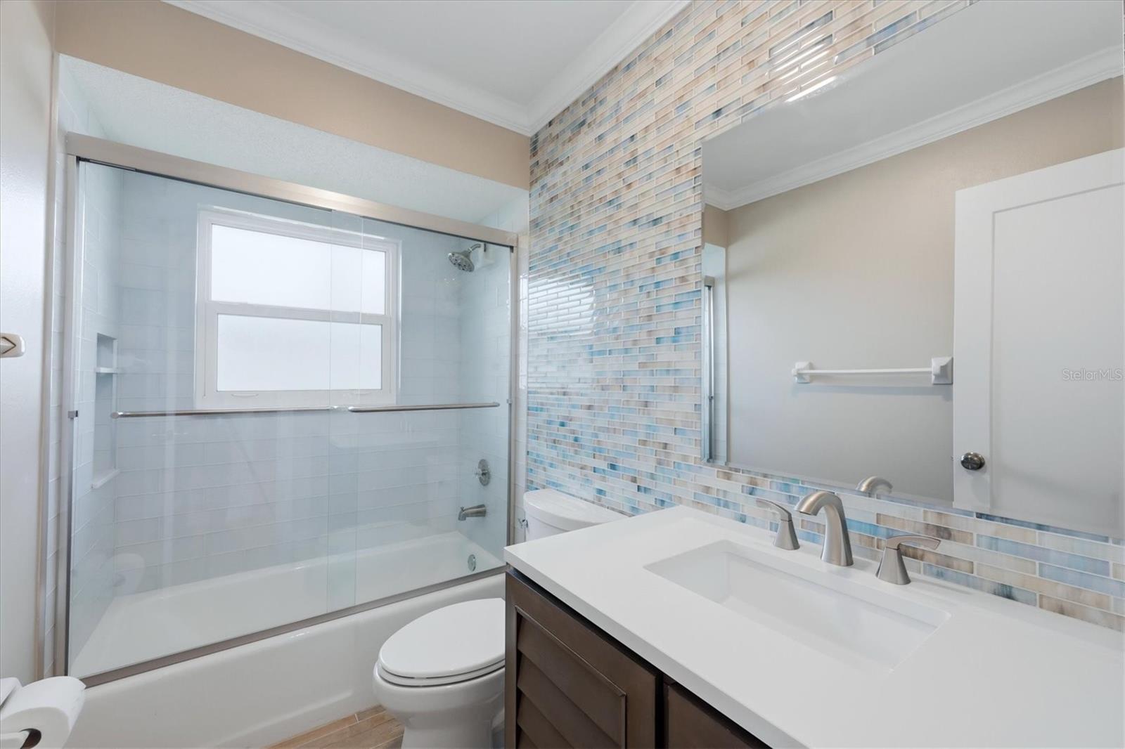 Listing photo id 31 for 440 Gate Drive