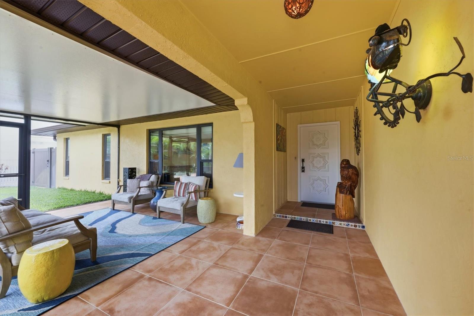 Listing photo id 3 for 440 Gate Drive