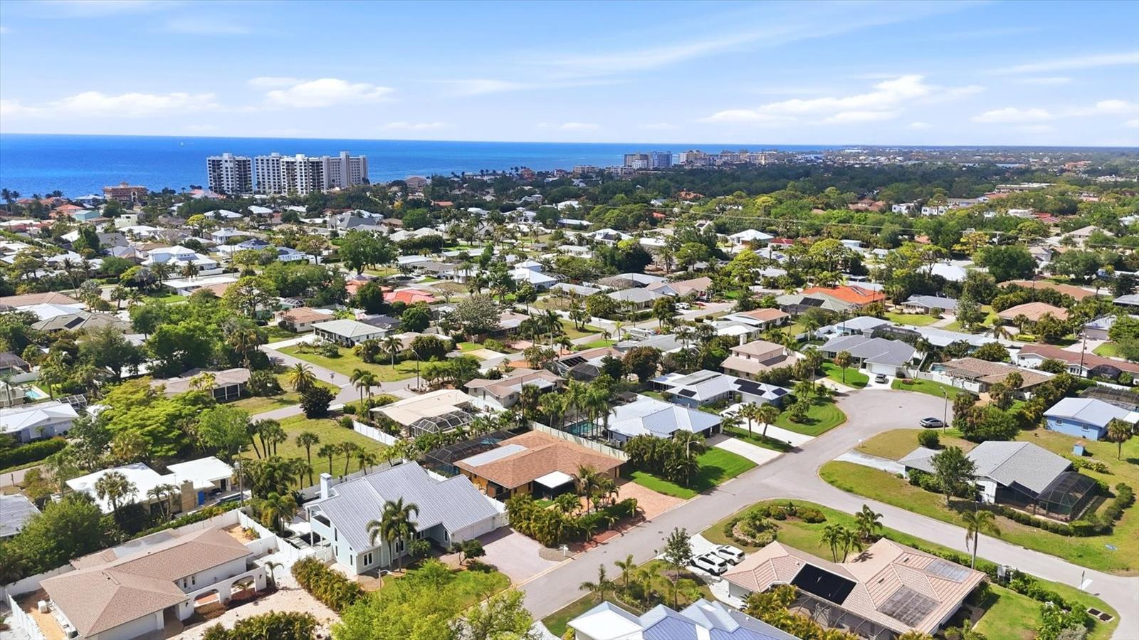 Listing photo id 56 for 440 Gate Drive