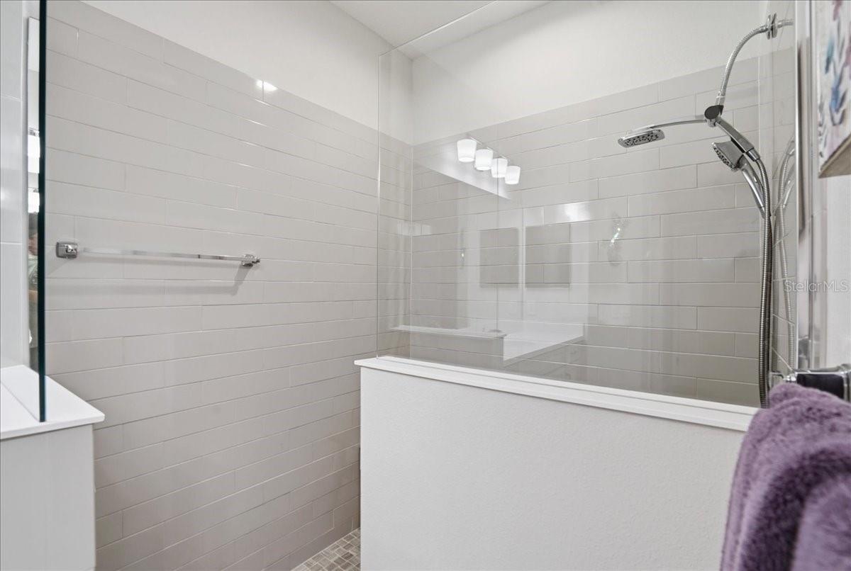 Image 22 of 58 For 27507 Janzen Court