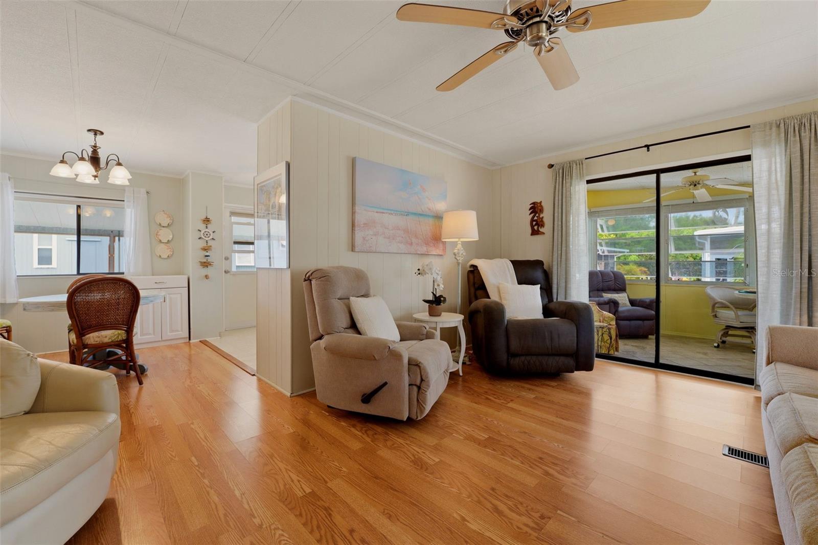 Image 15 of 57 For 620 Cervina Drive S