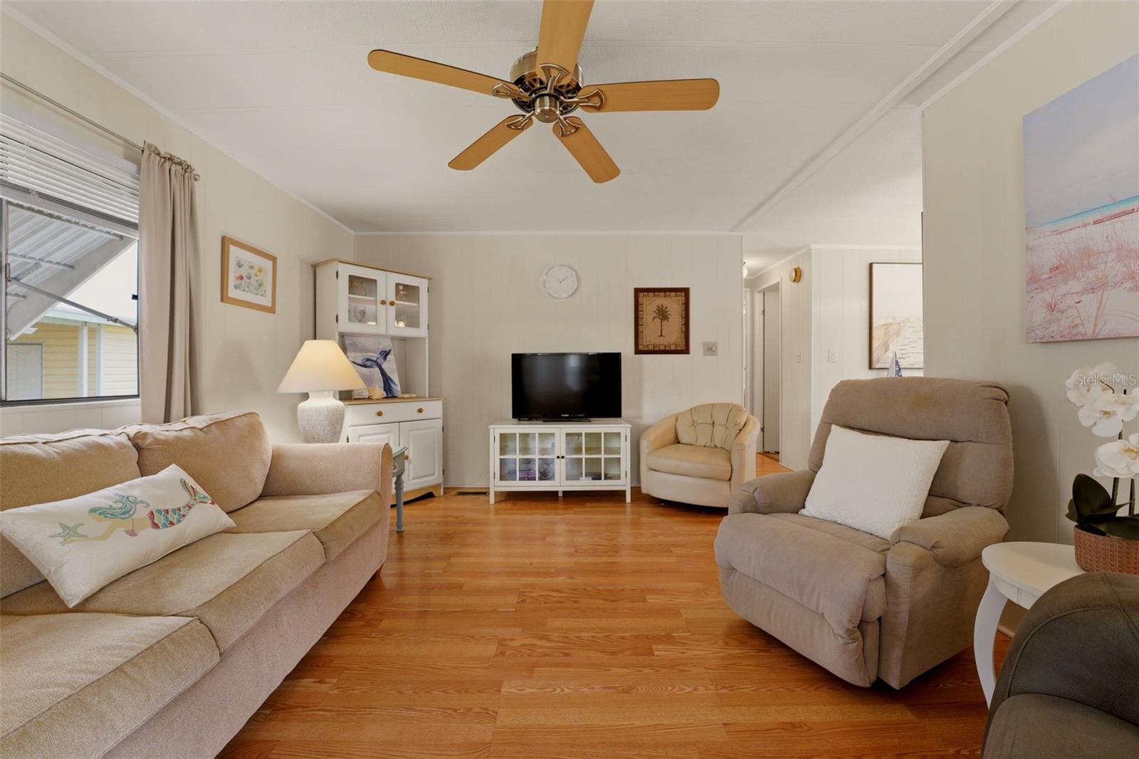 Image 16 of 57 For 620 Cervina Drive S