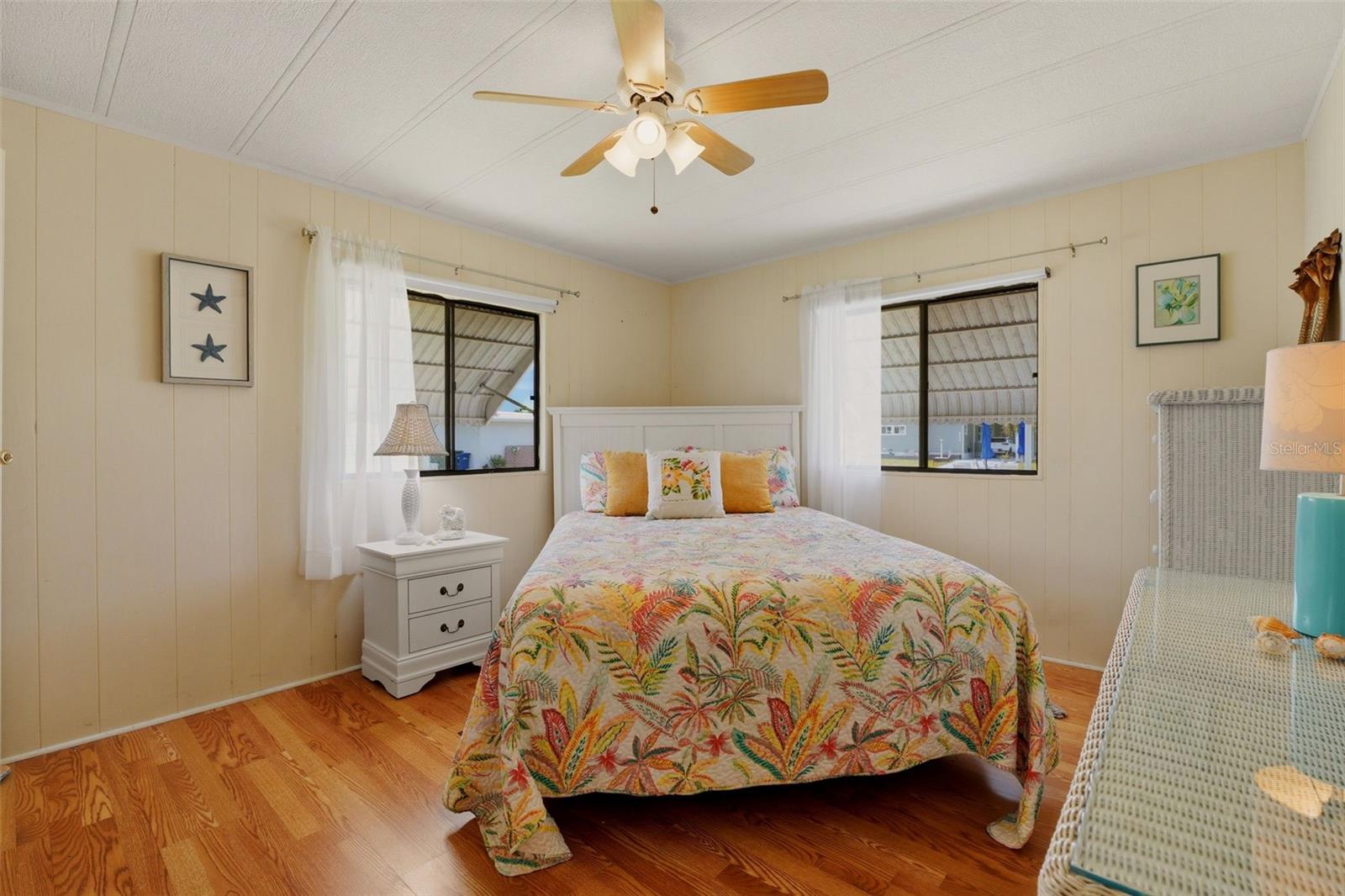 Image 18 of 57 For 620 Cervina Drive S