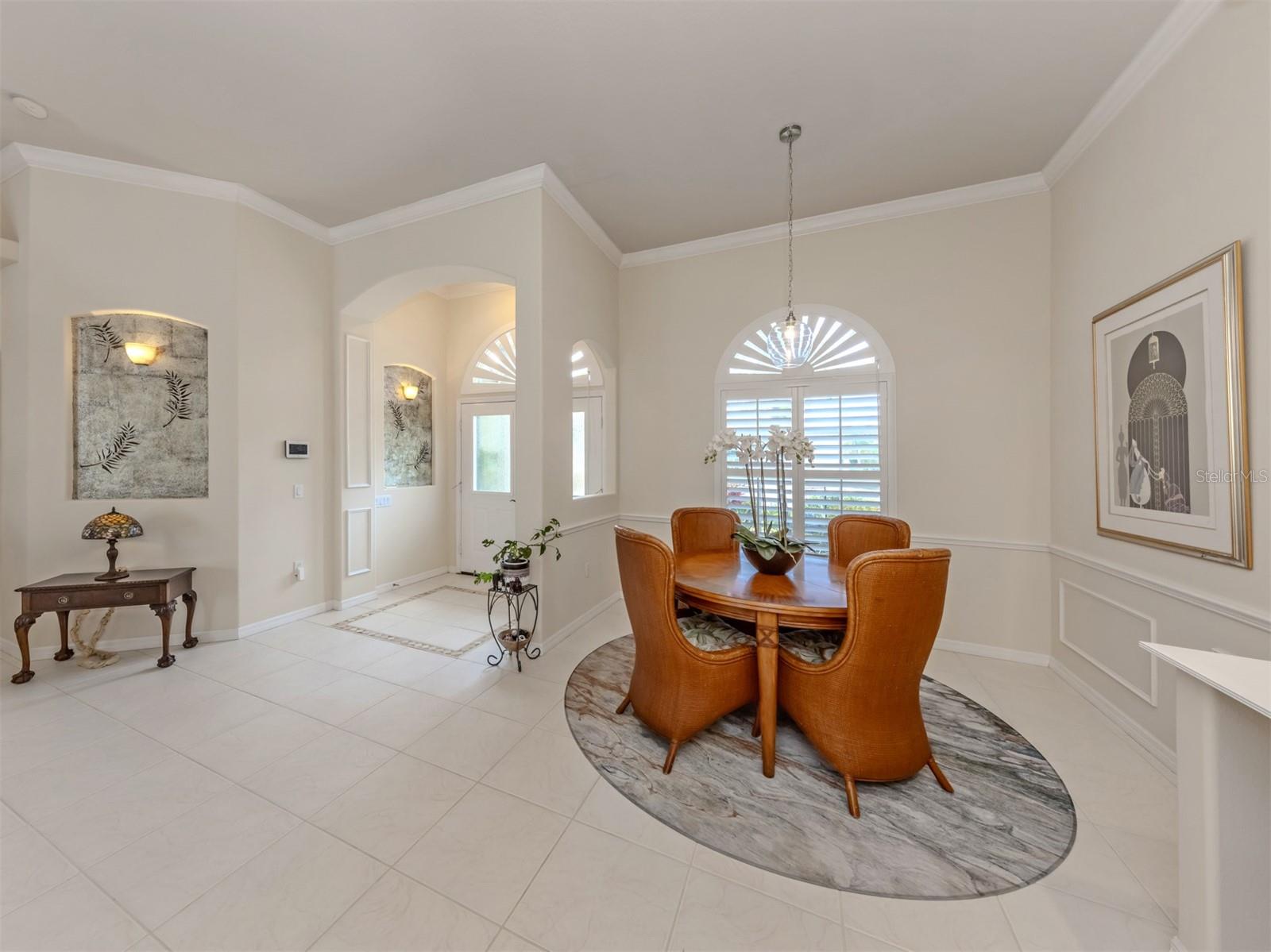 Image 15 of 60 For 2381 Sonoma Drive W