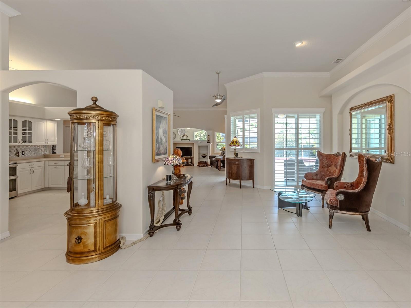 Image 18 of 60 For 2381 Sonoma Drive W