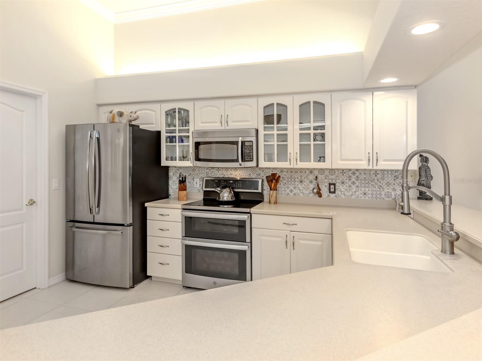 Image 8 of 60 For 2381 Sonoma Drive W