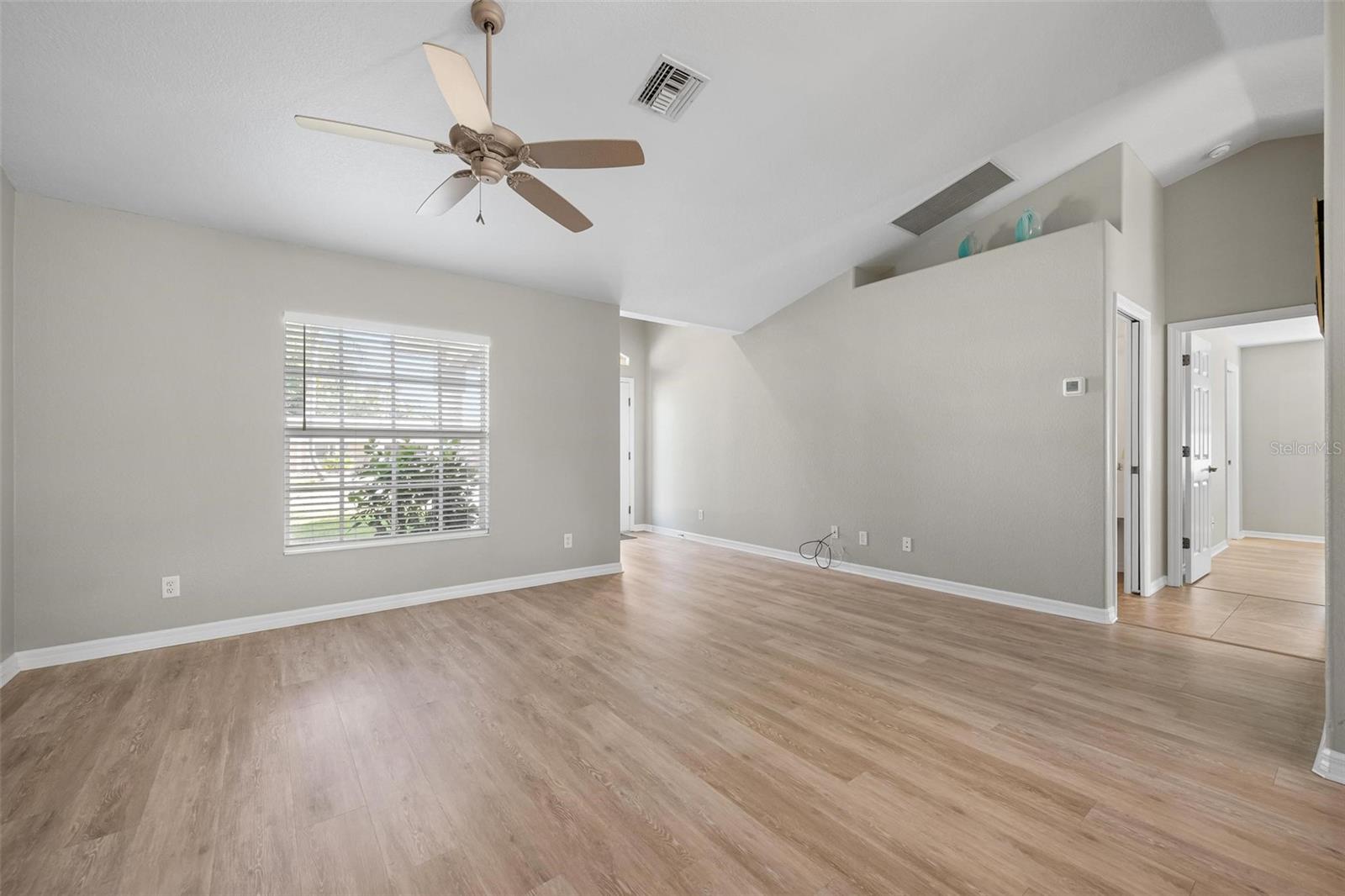 Image 11 of 57 For 816 Beverly Road 64