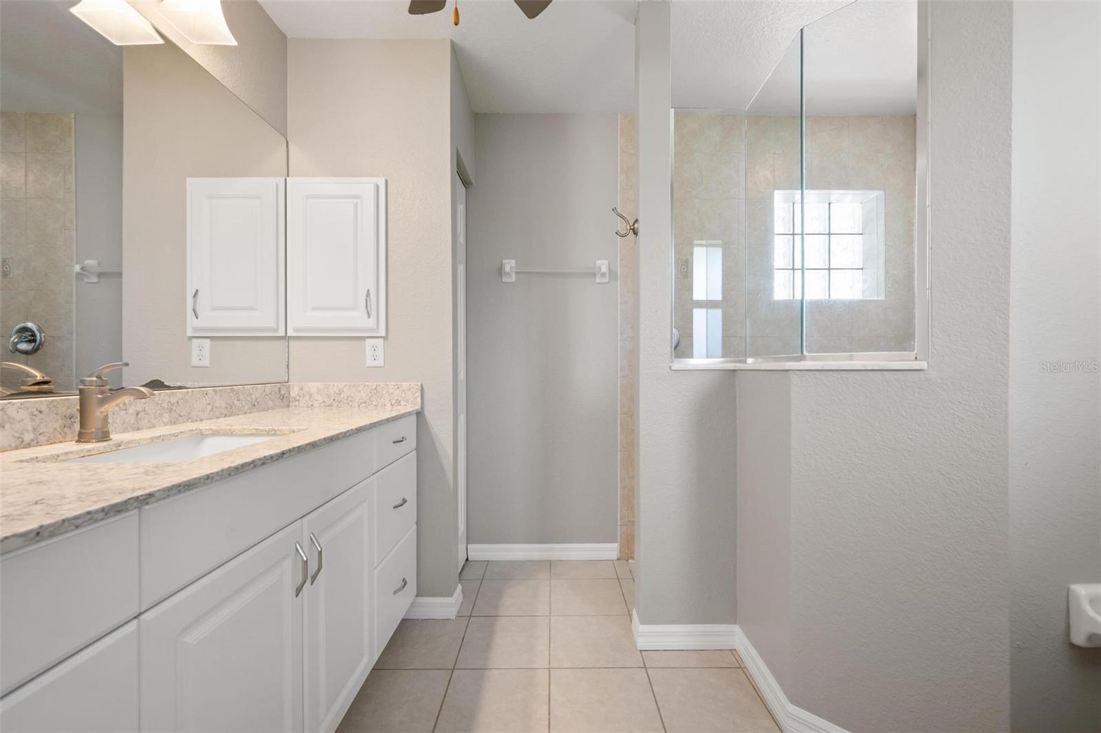 Image 31 of 57 For 816 Beverly Road 64