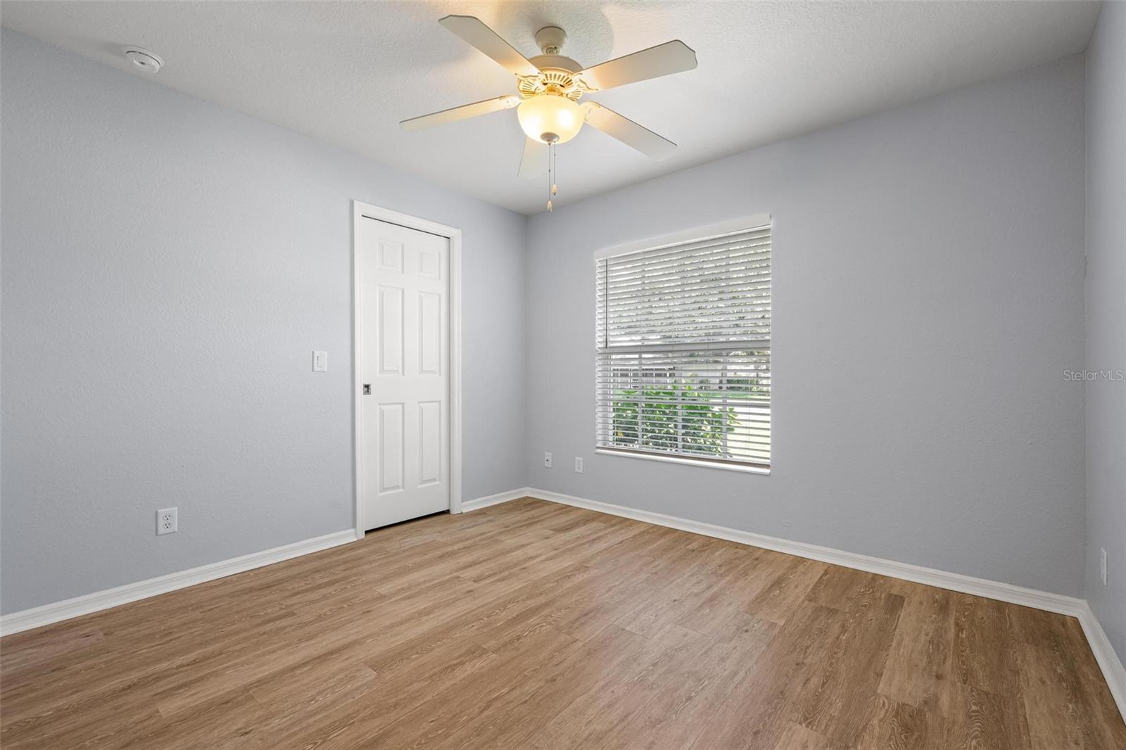 Image 38 of 57 For 816 Beverly Road 64