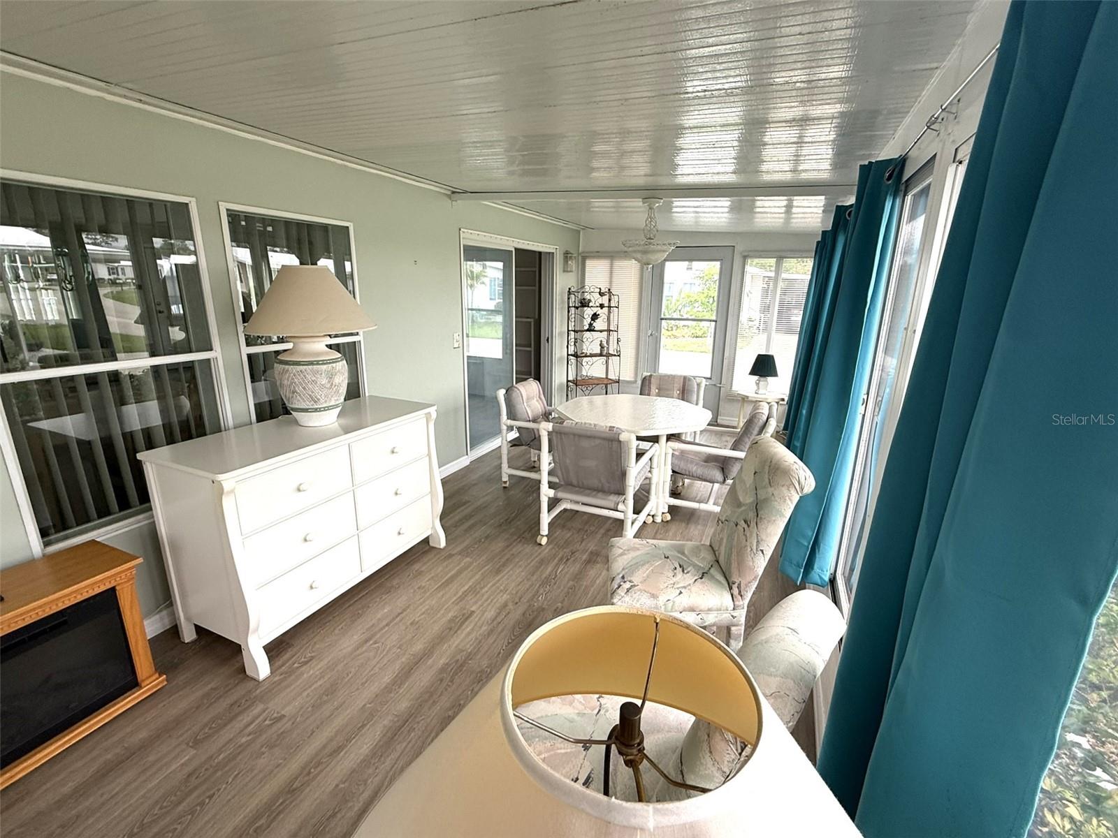 Image 21 of 63 For 553 Portside Drive