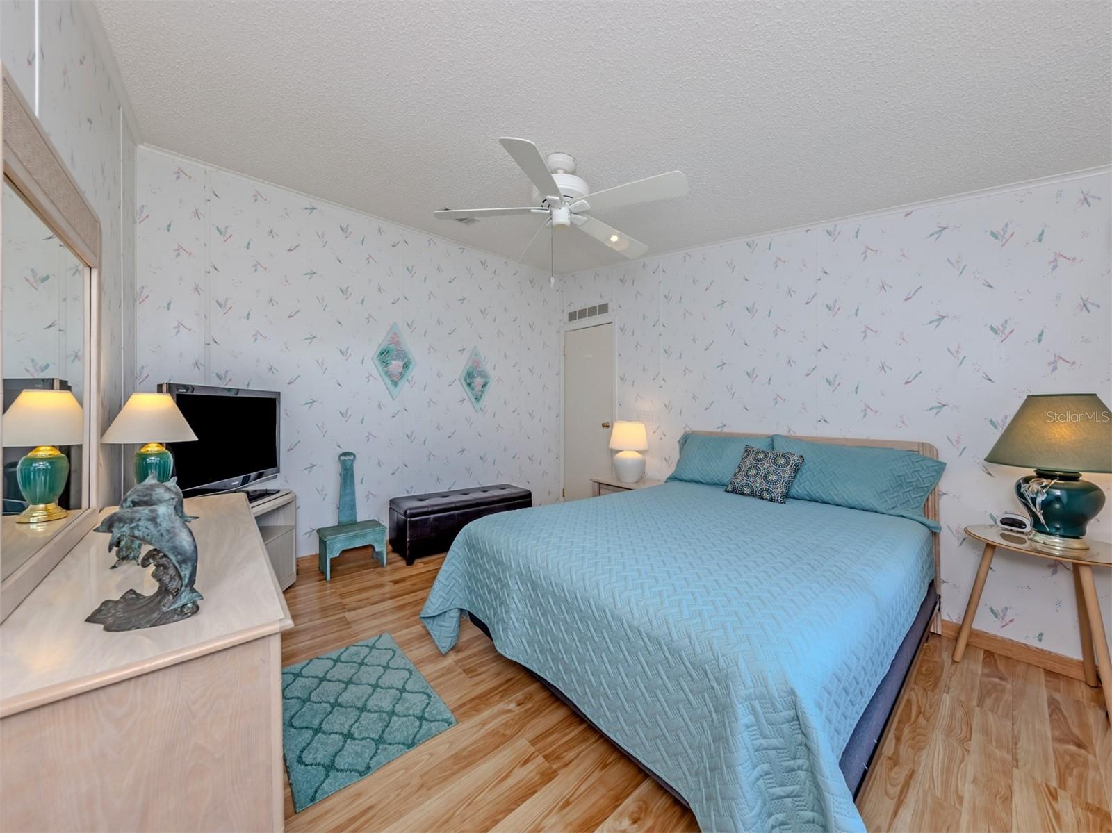 Image 27 of 63 For 553 Portside Drive