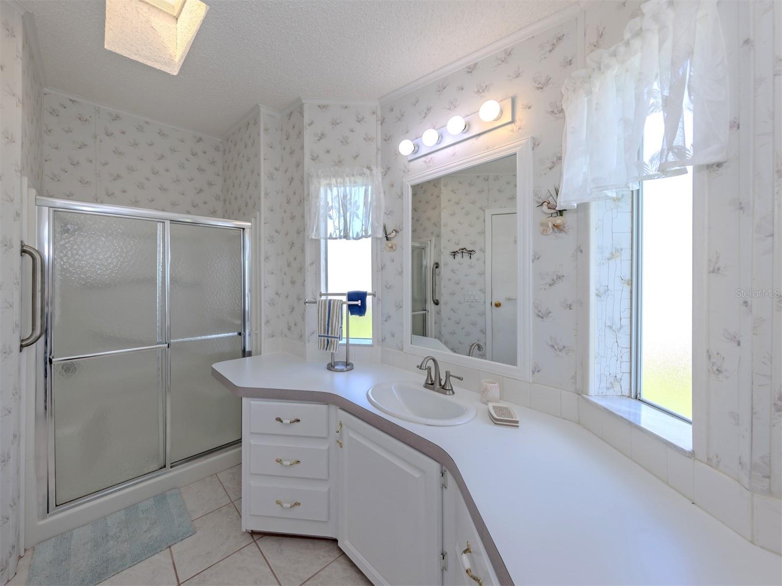 Image 28 of 63 For 553 Portside Drive