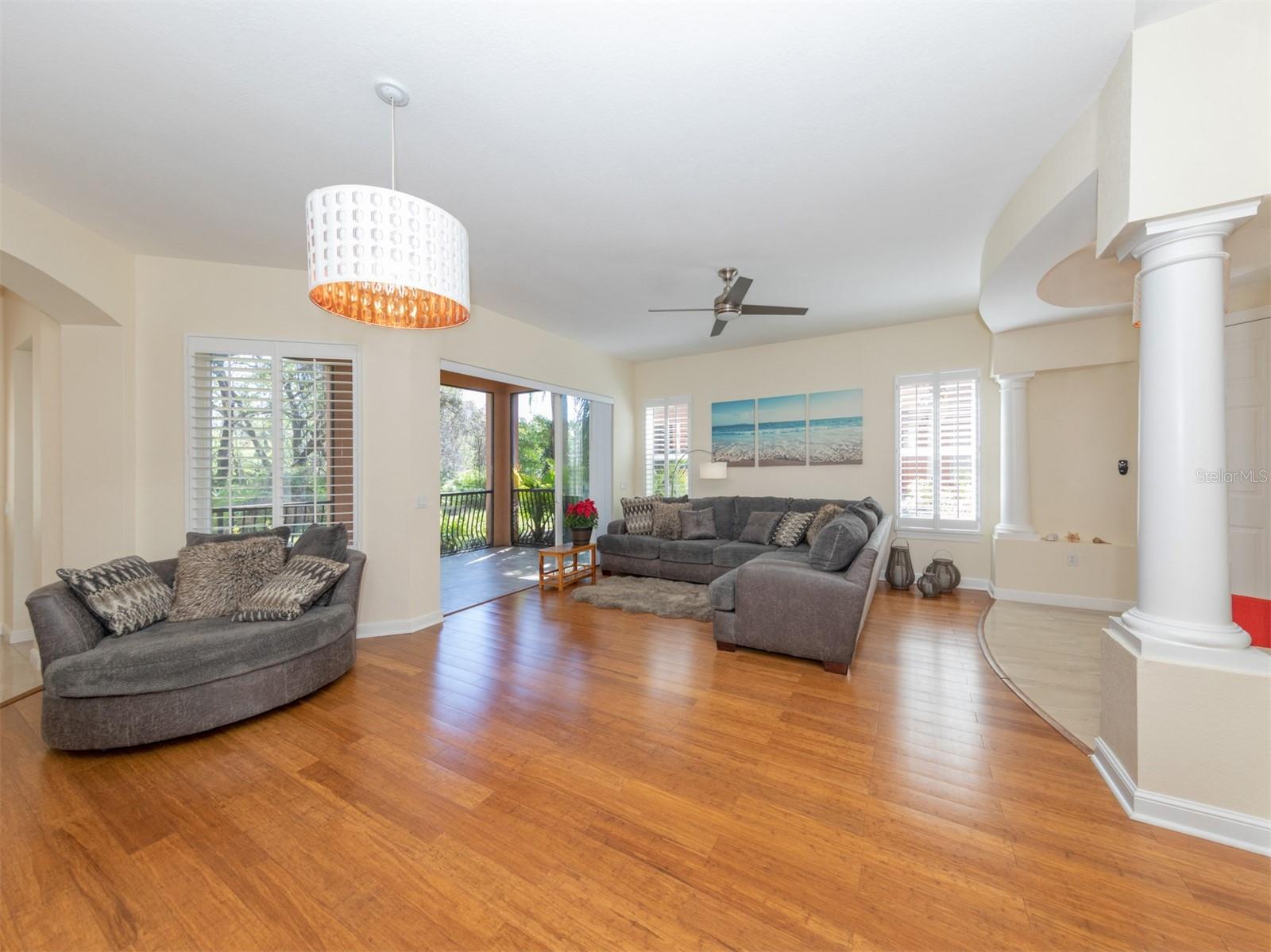 Image 10 of 73 For 5531 46th Court W 5531