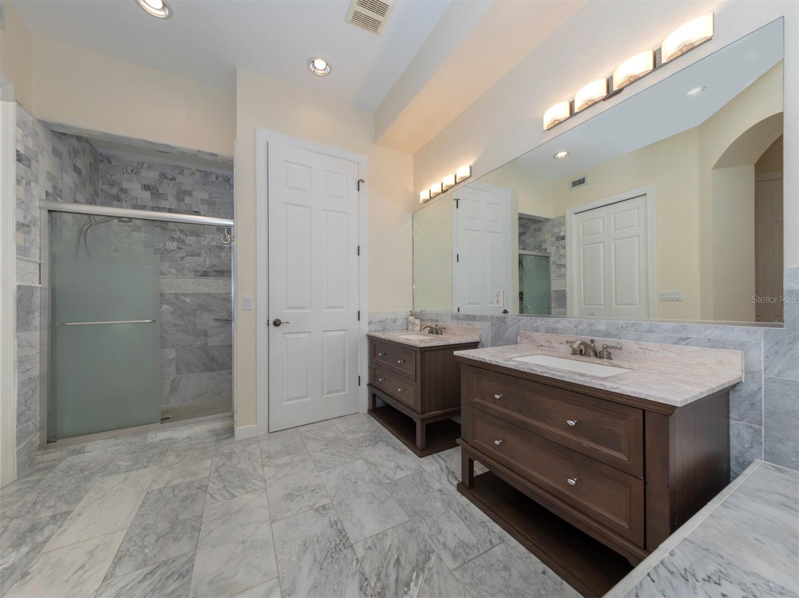 Image 28 of 73 For 5531 46th Court W 5531