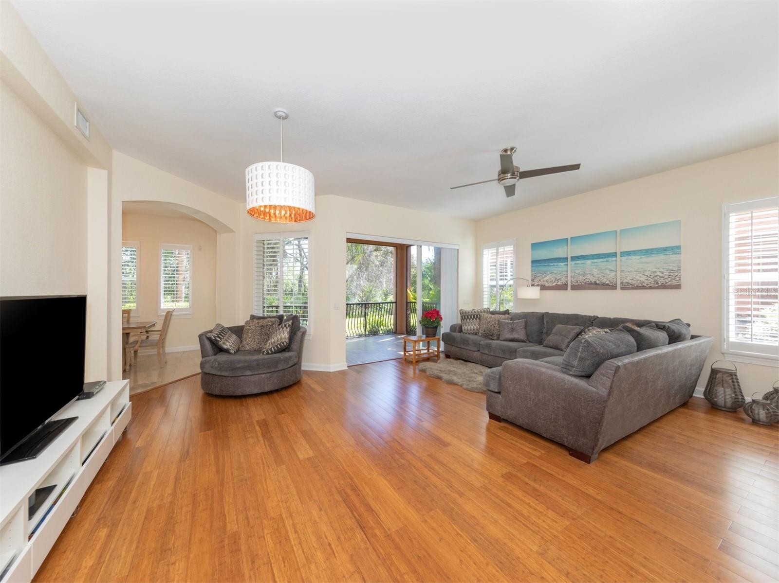 Image 9 of 73 For 5531 46th Court W 5531