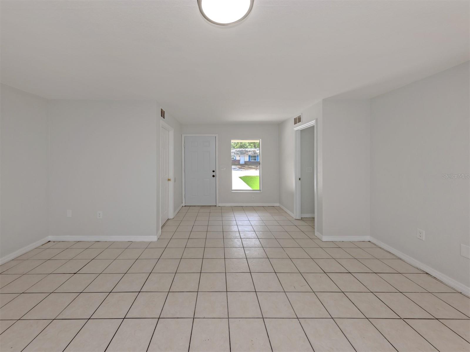 Image 11 of 79 For 5636 6th Street Court E