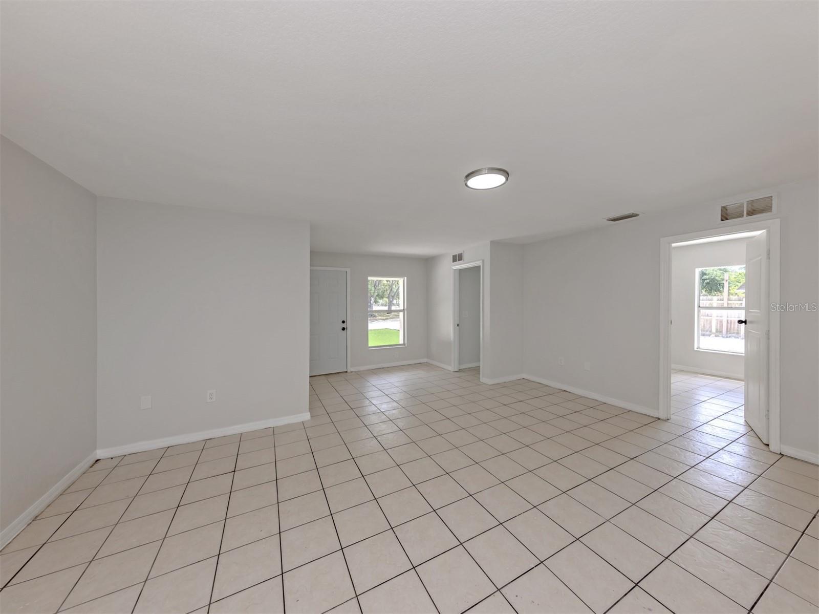 Image 12 of 79 For 5636 6th Street Court E