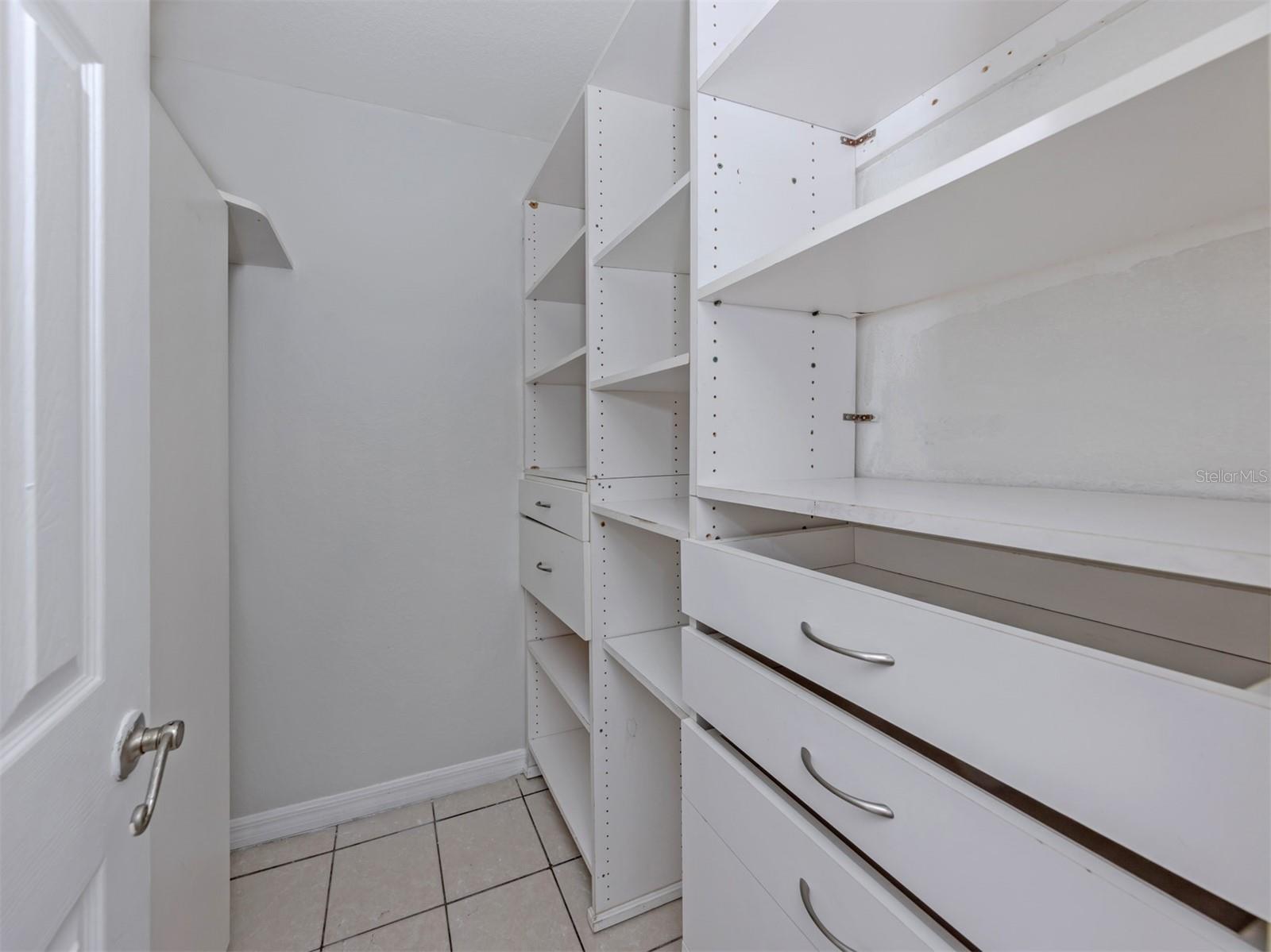 Image 50 of 79 For 5636 6th Street Court E