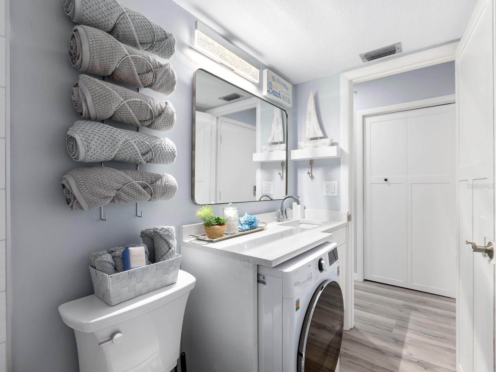 Image 19 of 83 For 1555 Tarpon Center Drive G 235