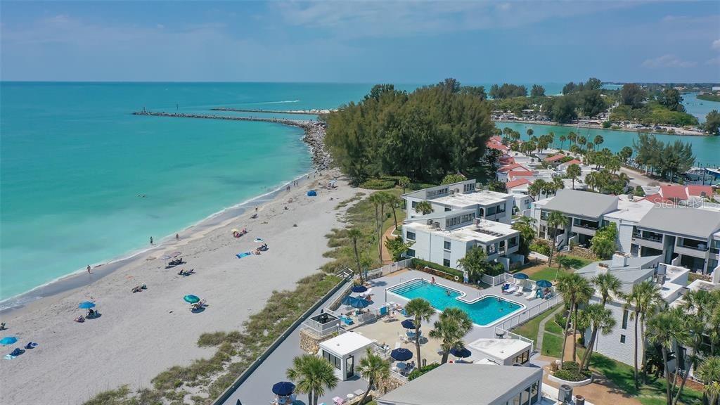 Image 29 of 83 For 1555 Tarpon Center Drive G 235