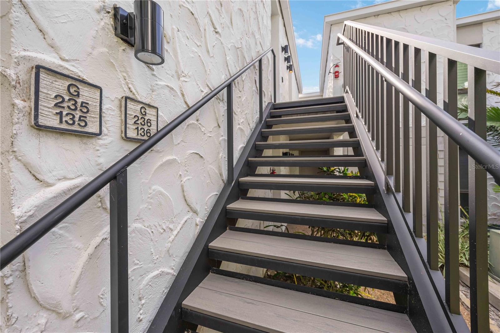 Image 33 of 83 For 1555 Tarpon Center Drive G 235