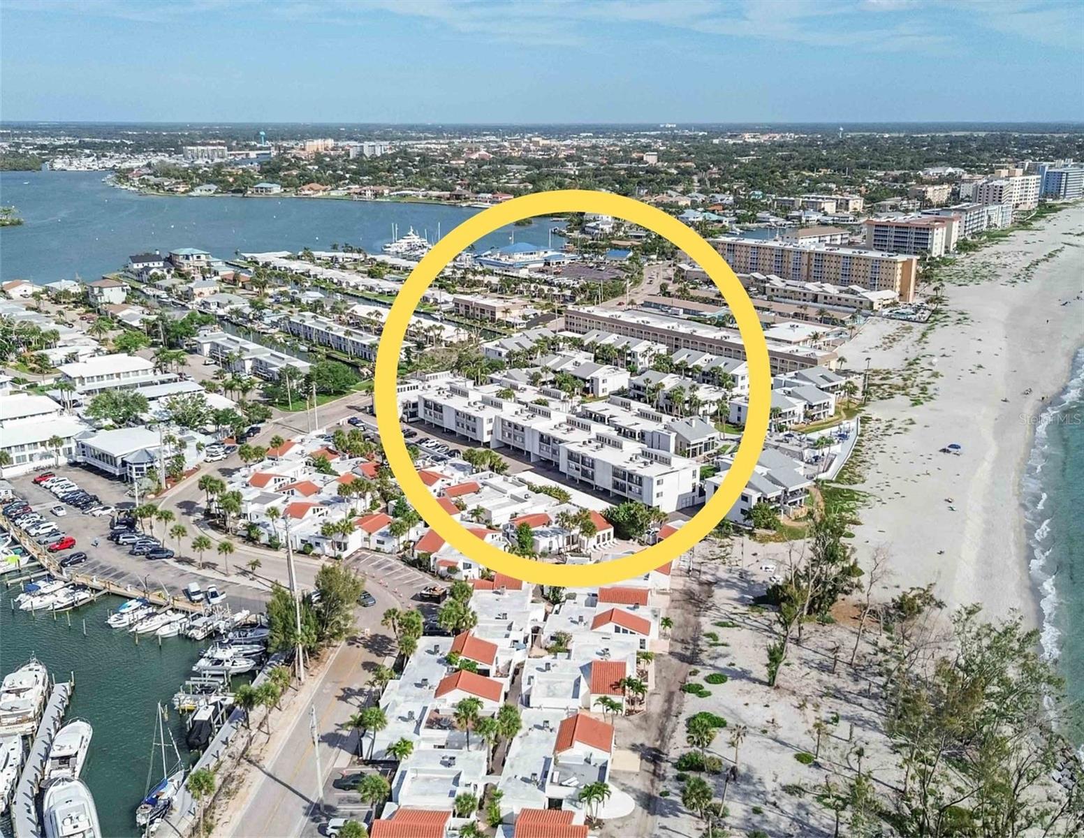 Image 35 of 83 For 1555 Tarpon Center Drive G 235