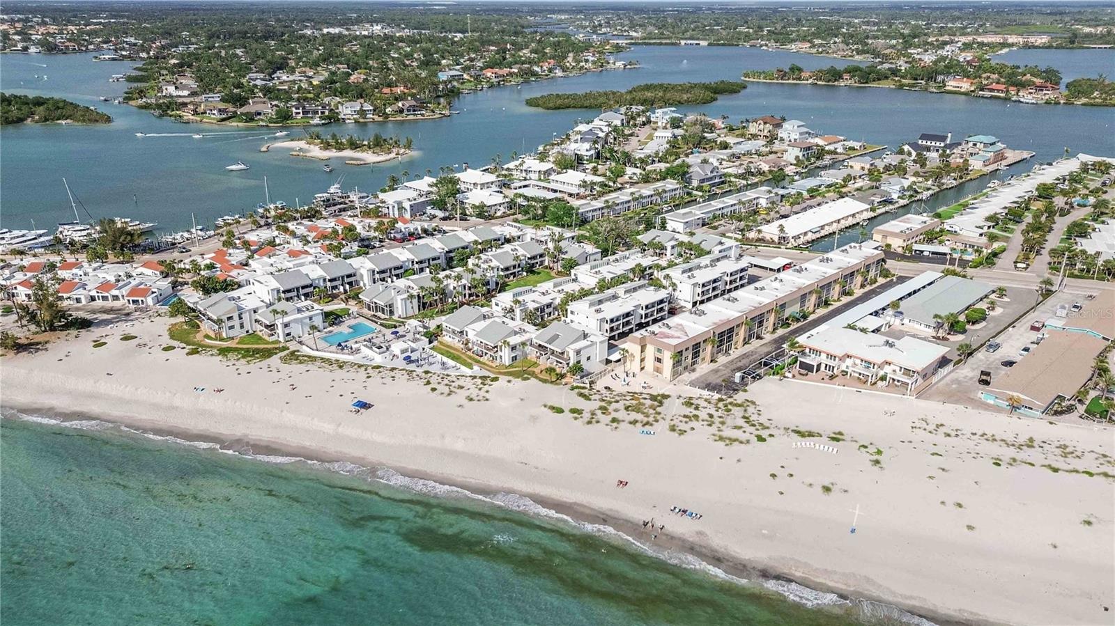 Image 38 of 83 For 1555 Tarpon Center Drive G 235