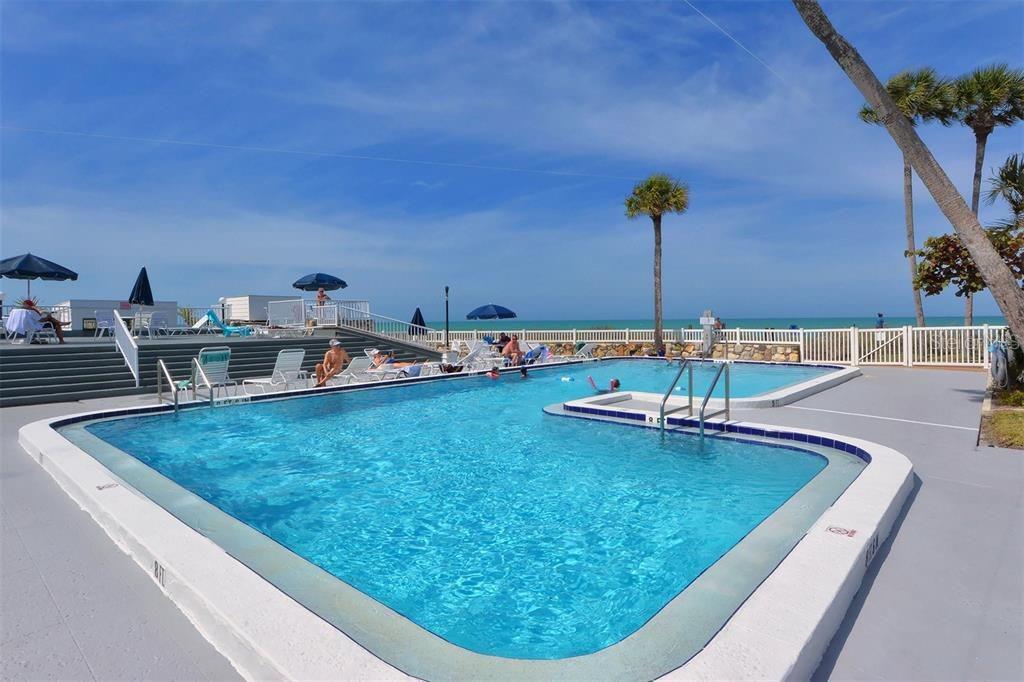 Image 4 of 83 For 1555 Tarpon Center Drive G 235